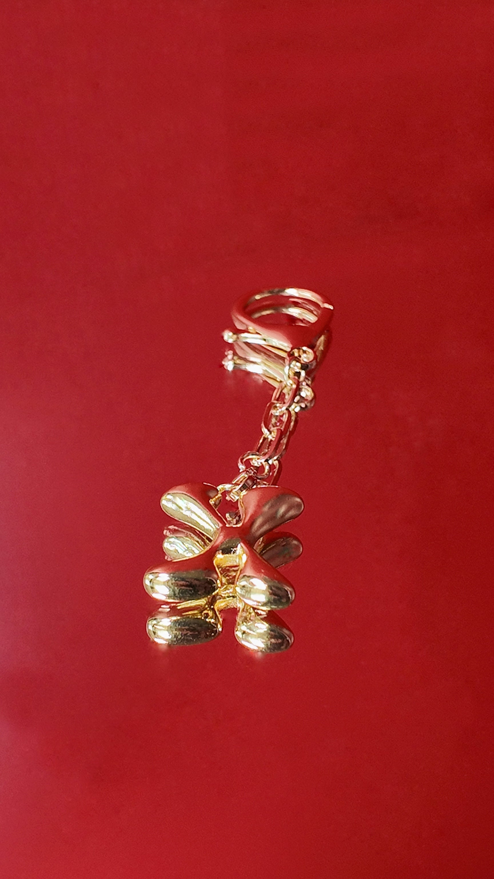 Bubble Initial Letter